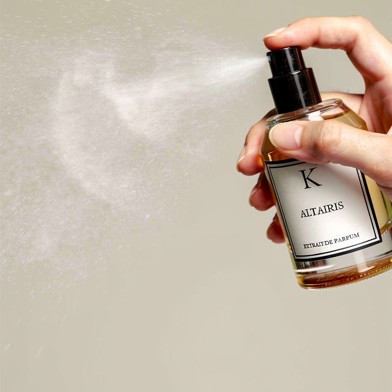 Så får du parfymen att hålla hela dagen